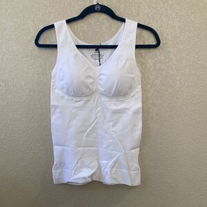 Woman Ocean Cami Bra Tank Top InstaShaper Technology Shapewear